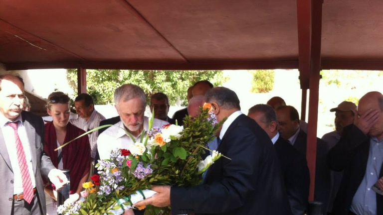 Jeremy Corbyn holds a wreath at the ceremony. Pic: Embassy of Palestine in Tunisia