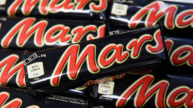 &#39;Mars adverts should never run alongside such content&#39;, the firm said