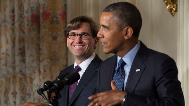 Jason Furman (L), a veteran White House economic official, smiles as US President Barack Obama nominates him as chairman of the president&#39;s Council of Economic Advisers during an event at the White House in Washington on June 10, 2013. AFP PHOTO/JIM WATSON (Photo credit should read JIM WATSON/AFP/Getty Images)
