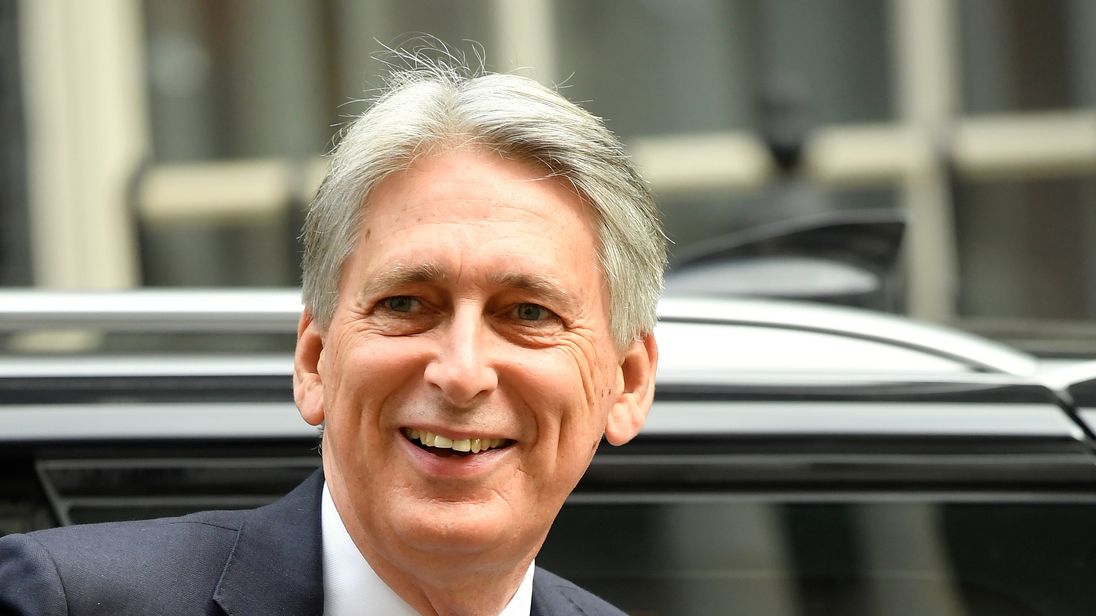   Chancellor of the Treasury Philip Hammond arrives in Downing Street 