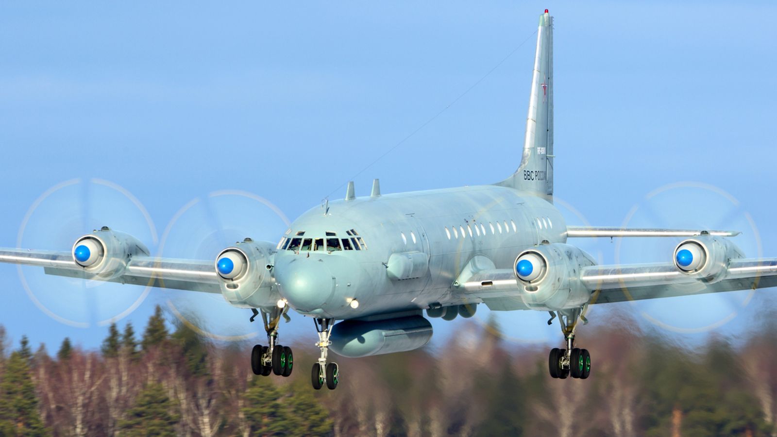 The military mistakenly shot down the plane 69 The military mistakenly shot down the plane 36