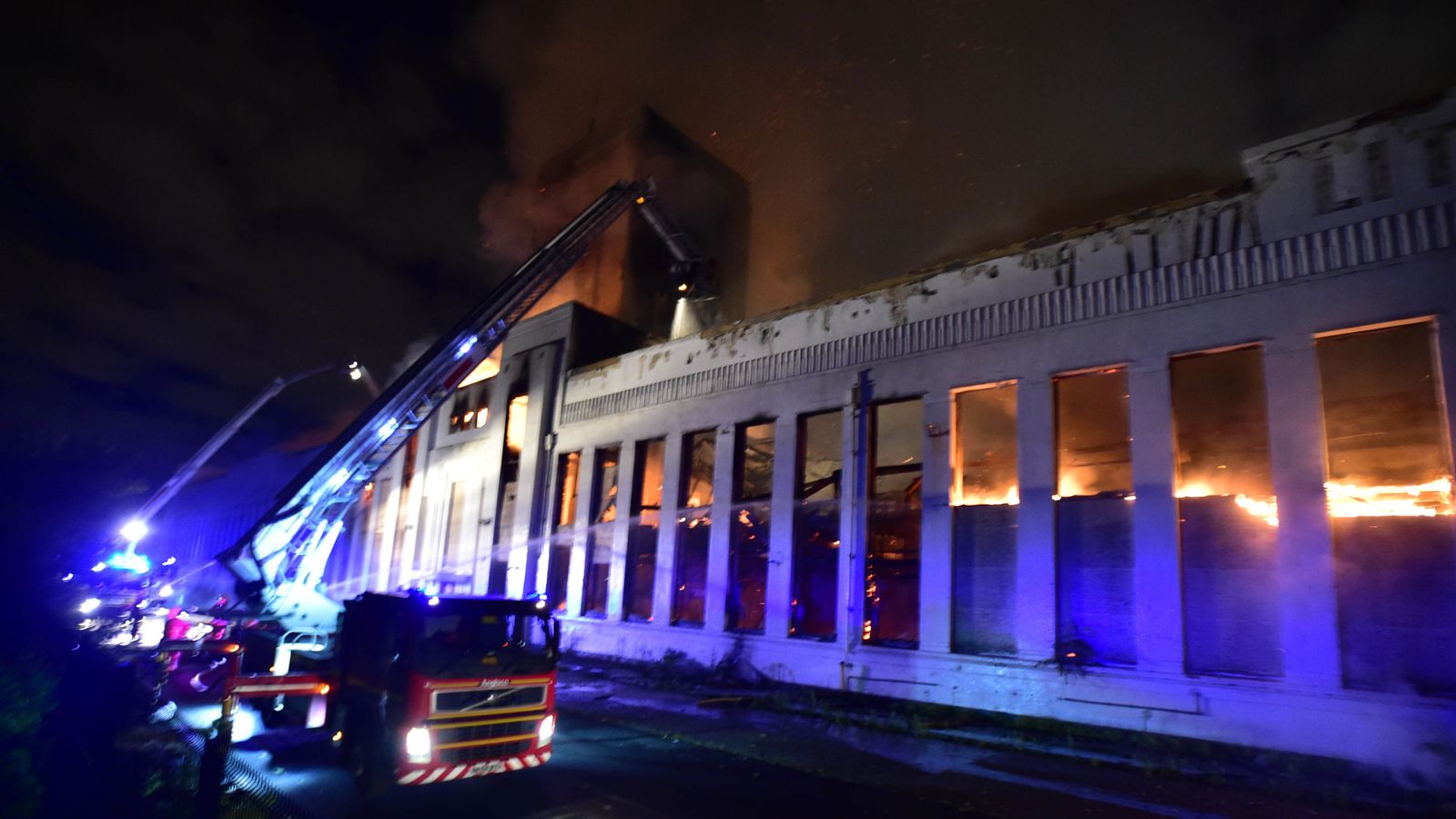 Fire crews battle large blaze at Liverpool's Littlewoods building UK