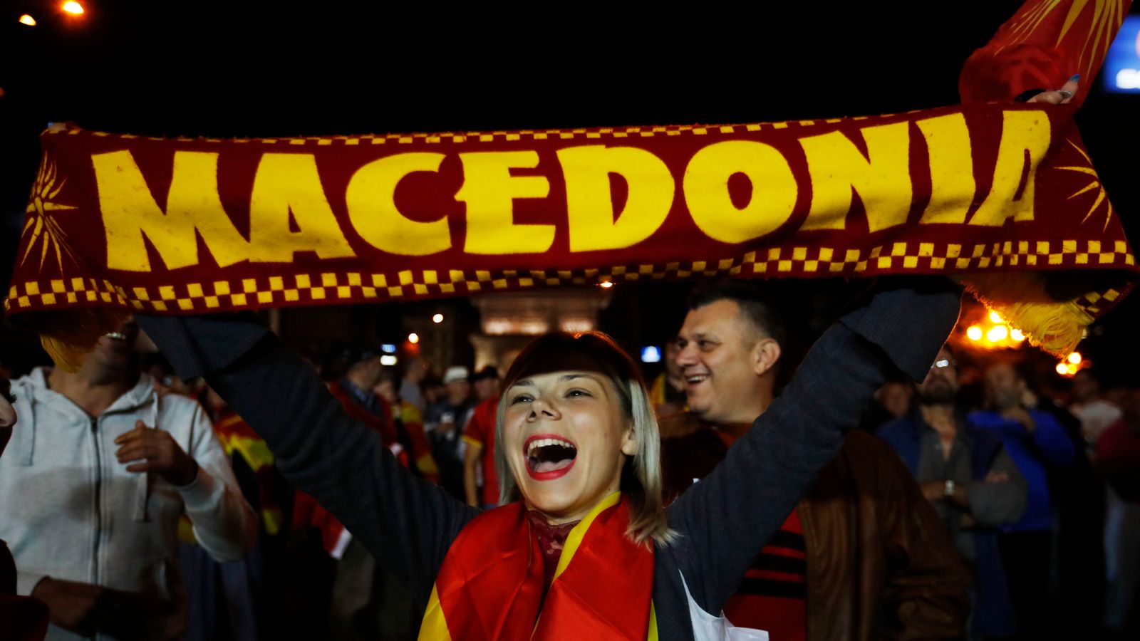 Macedonia PM to press on with name change despite ...