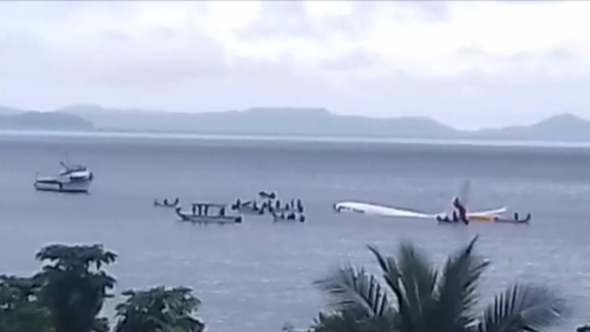 Micronesia plane crash: Man declared missing - one day after aircraft ...