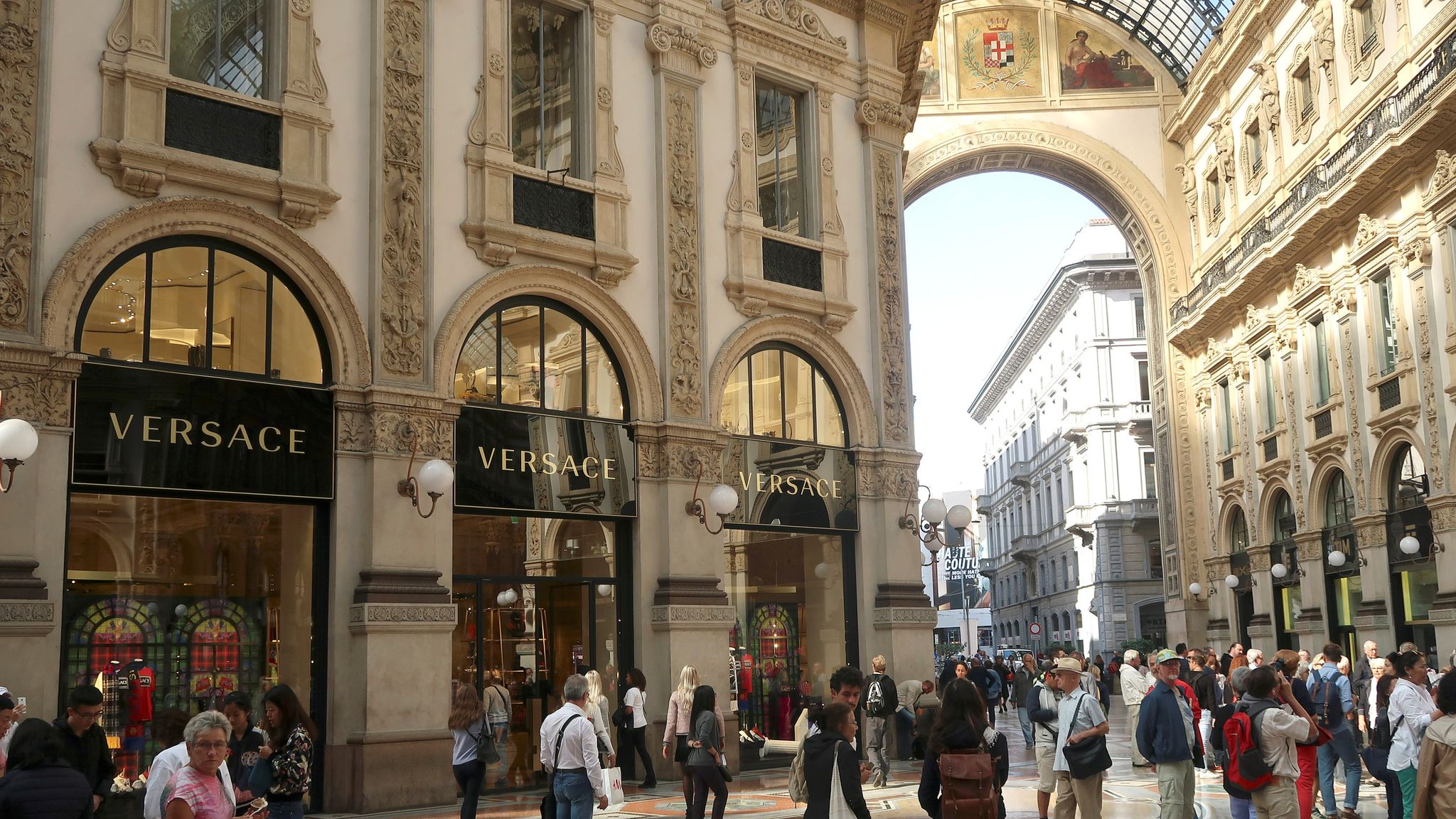 Versace fashion house bought by Michael Kors for 2.1bn to make super