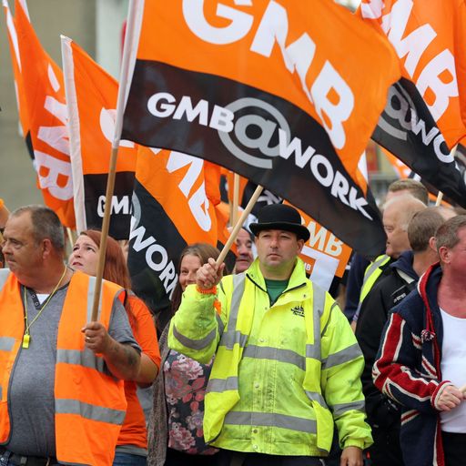 Major trade union backs second Brexit referendum