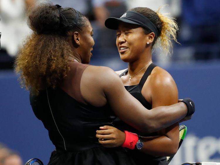 Naomi Osaka of Japan (R) hugs Serena Williams of the United States (L) after their match in the women&#39;s final on day thirteen of the 2018 U.S. Open tennis 