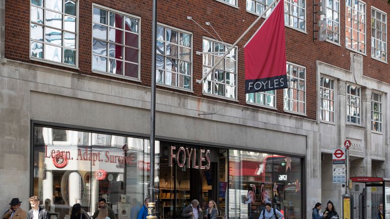 Waterstones buys Foyles in fightback against 'Amazon's siren call ...