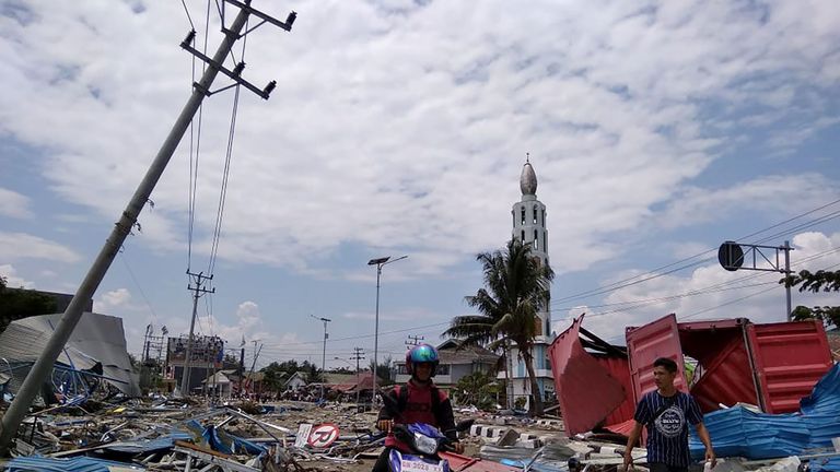 A street full of debris after an earthquake and tsunami hit Palu, on Sulawesi island 