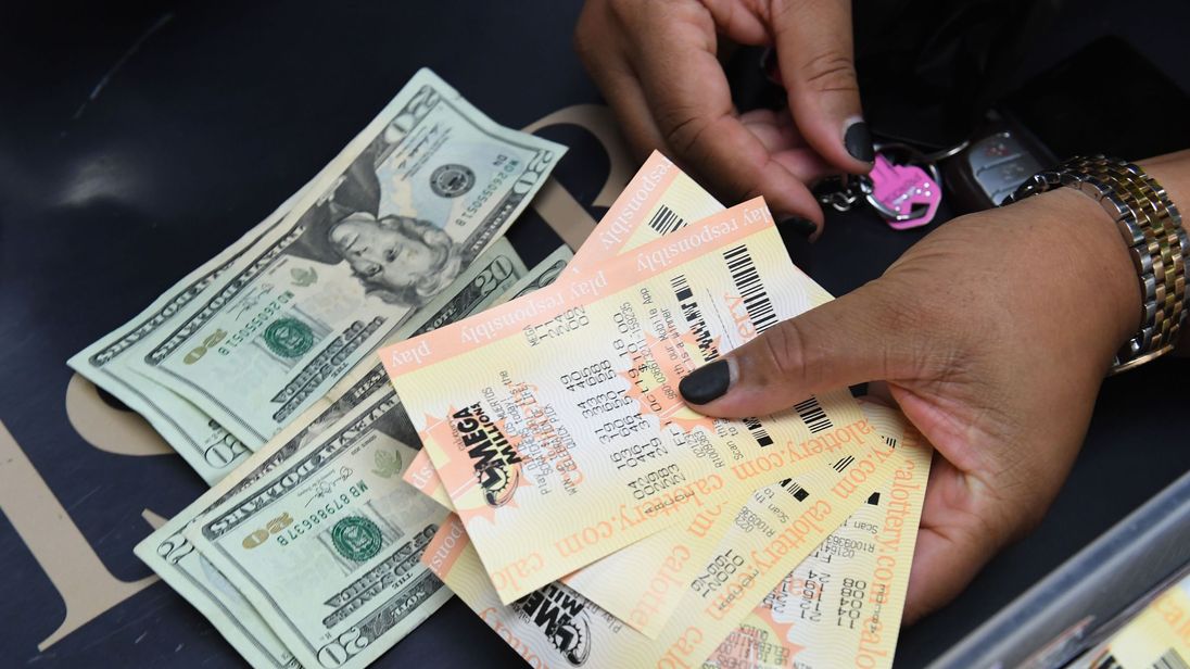 Winning numbers for $1 billion Mega Millions jackpot drawn