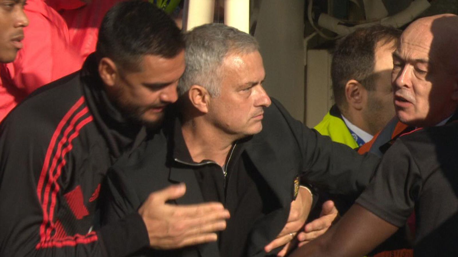 Mourinho sees red as Chelsea celebrate | News UK Video News | Sky News