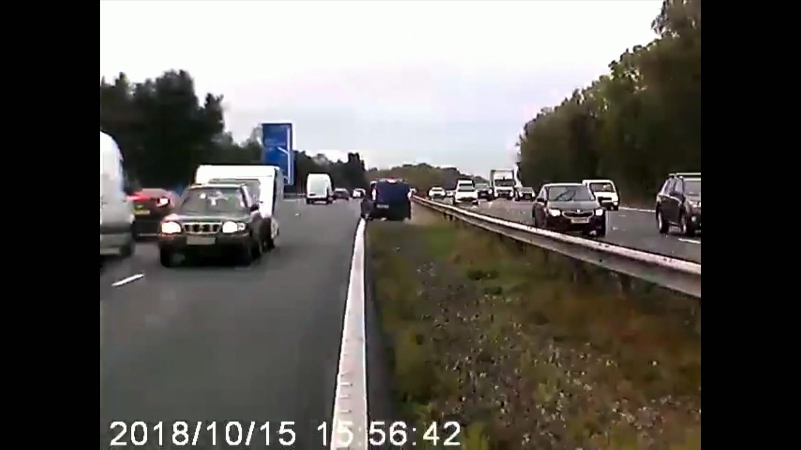 M40 Crash Three Dead After Car Towing Caravan Drives In Wrong Direction Up Fast Lane Uk News M40 Crash Three Dead After Car Towing Caravan Drives In Wrong Direction Up Fast Lane Uk News