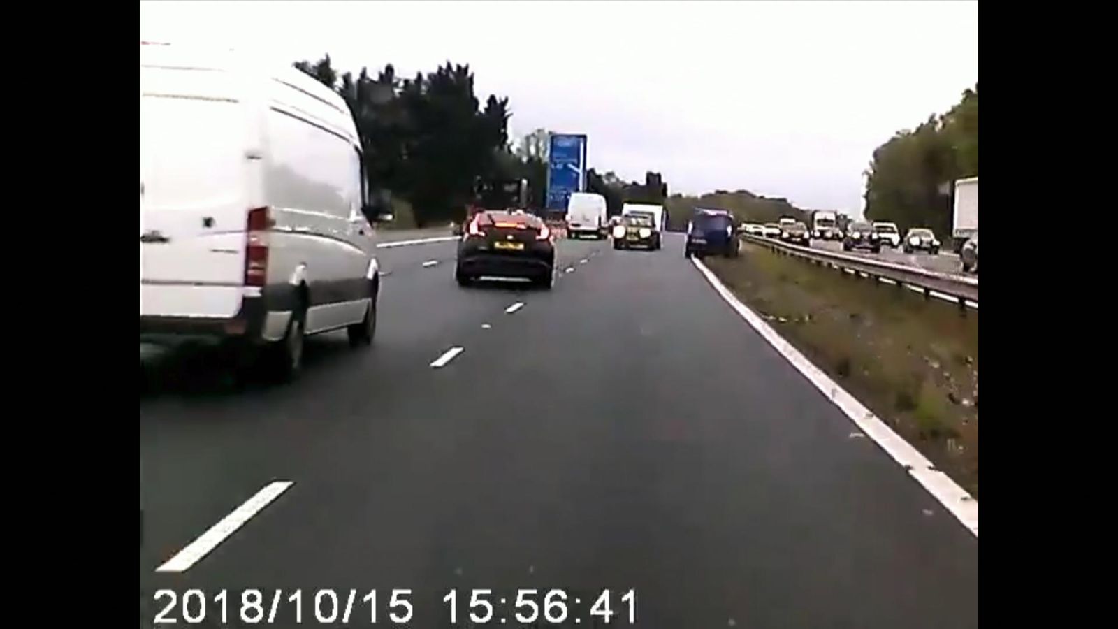 M40 Crash Three Dead After Car Towing Caravan Drives In Wrong Direction Up Fast Lane Uk News M40 Crash Three Dead After Car Towing Caravan Drives In Wrong Direction Up Fast Lane Uk News