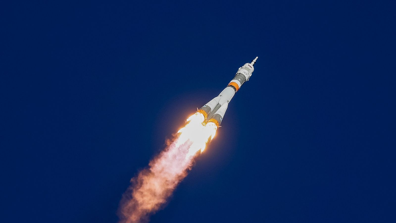 Russia 'launches criminal investigation' into rocket failure