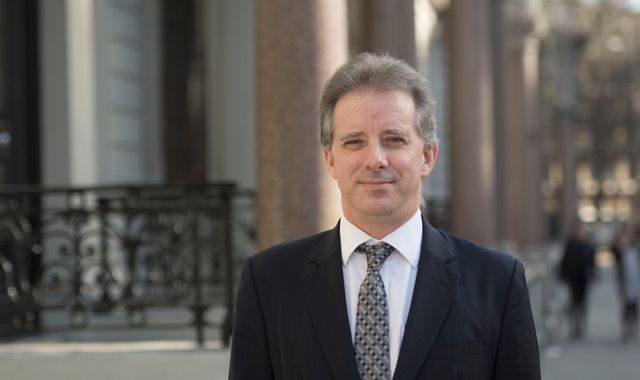 'Fraught with danger': Ex-MI6 officer behind Russia dossier warns about discussing sources