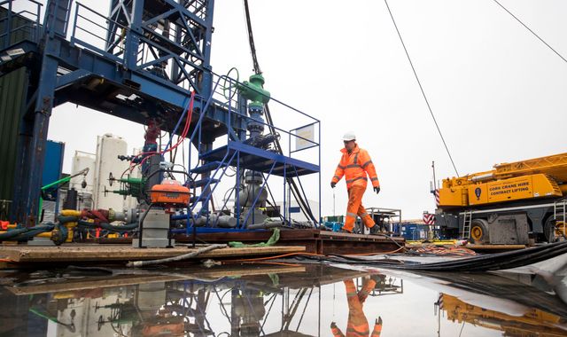 Cuadrilla suspends fracking at Lancashire site after biggest tremor yet