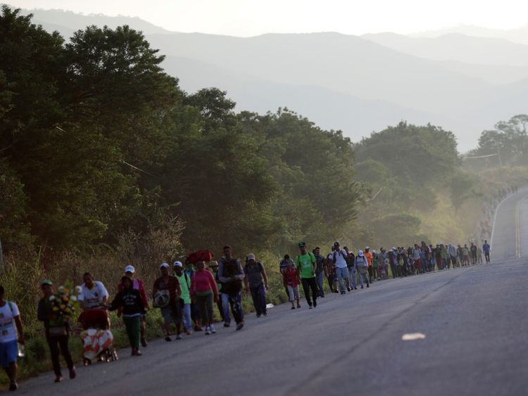 The 3,000-strong caravan made its way to Santiago Niltepec, a town in southwestern Mexico 