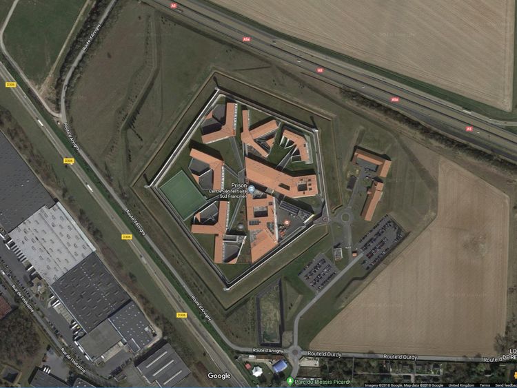 France asks Google to blur prison images after jailbreak France asks Google to blur prison images after jailbreak
