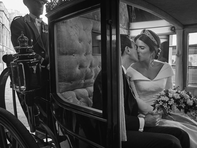 The couple are pictured in the Scottish State Coach