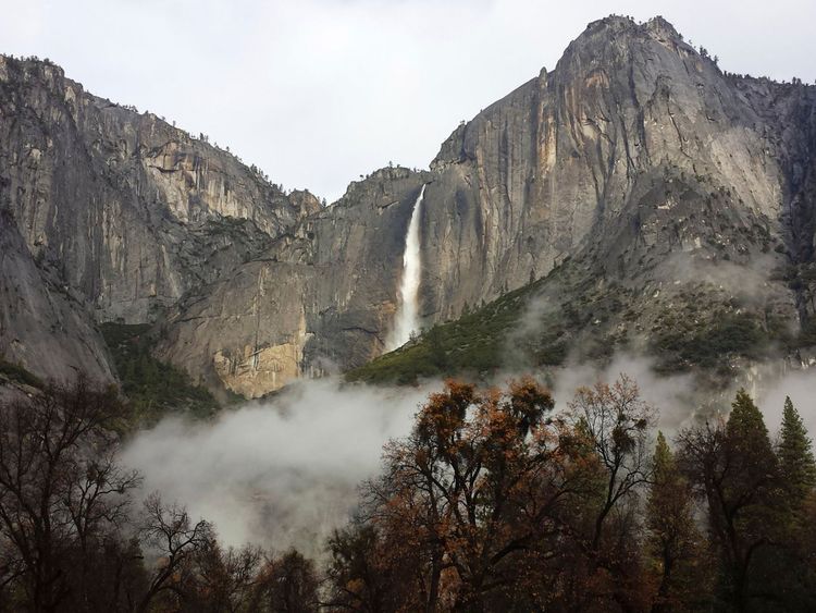 Many of the park's key features, such as Yosemite Falls, can be seen from Taft Point