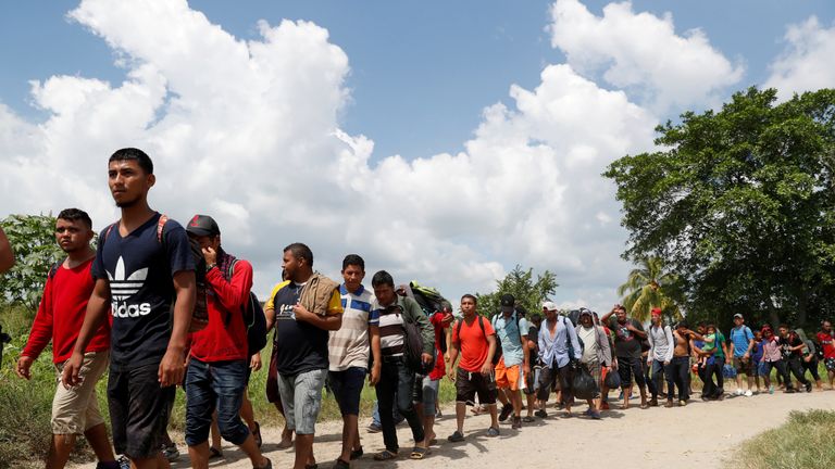 The smaller caravan of 600 migrants is following the larger one through Mexico