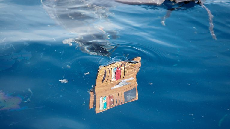 A wallet belonging to a passenger of the ill-fated Lion Air flight JT 610 floats at sea in the waters north of Karawang, West Java province, on October 29, 2018. - All 189 passengers and crew aboard a crashed Indonesian Lion Air jet were &#39;likely&#39; killed in the accident, the search and rescue agency said on October 29, as it announced it had found human remains. (Photo by ARIF ARIADI / AFP) (Photo credit should read ARIF ARIADI/AFP/Getty Images)