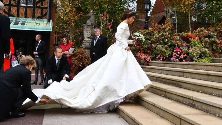 Princess Eugenie arrives for her wedding to Jack Brooksbank 