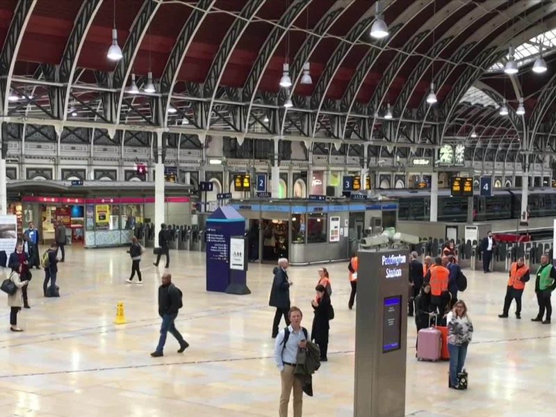 Paddington deserted in rush hour