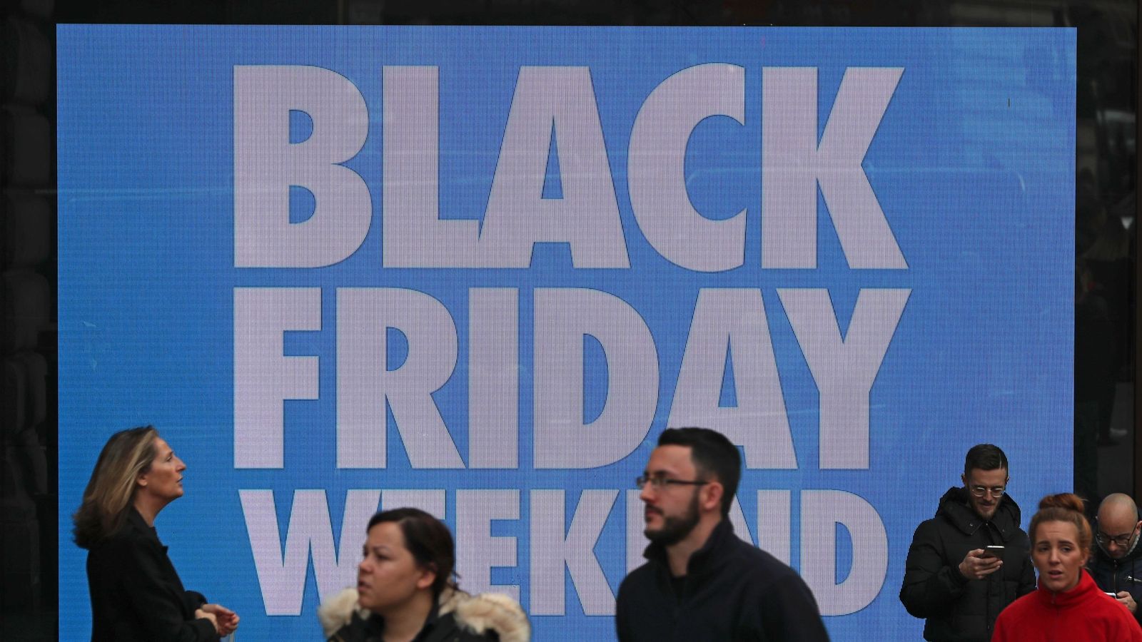 Black Friday: Nearly nine out of 10 'deals' in 2017 were cheaper at