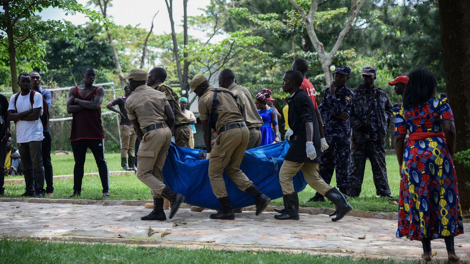 At Least 31 People Dead After Overcrowded Pleasure Boat Sinks In Lake ...