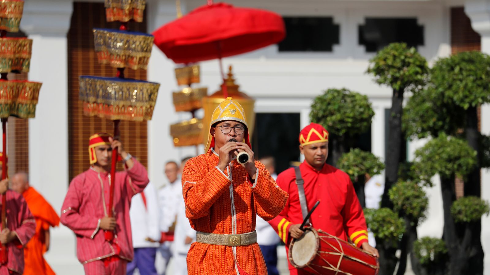 Vichai Srivaddhanaprabha funeral: Family say goodbye to the Leicester
