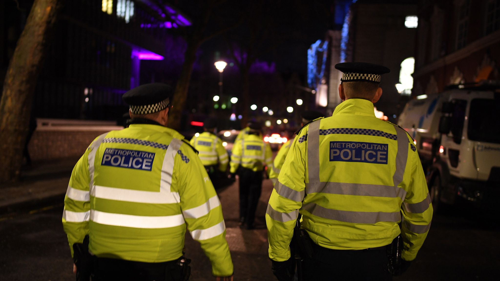 Five Mentally Ill People Called Police 8,655 Times As Officers Bear The ...