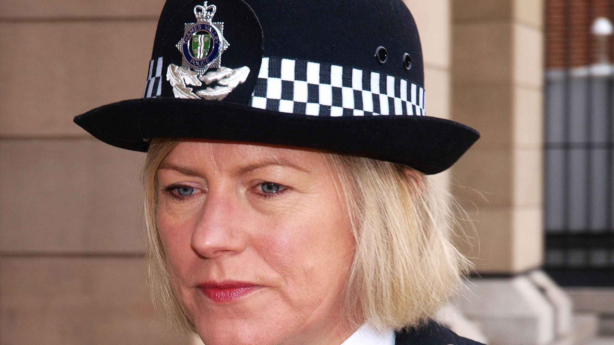 Senior police officer: Investigate burglaries and violent crime not ...