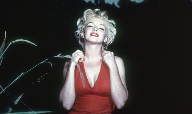 Marilyn Monroe's Golden Globe sells for record-breaking $250,000