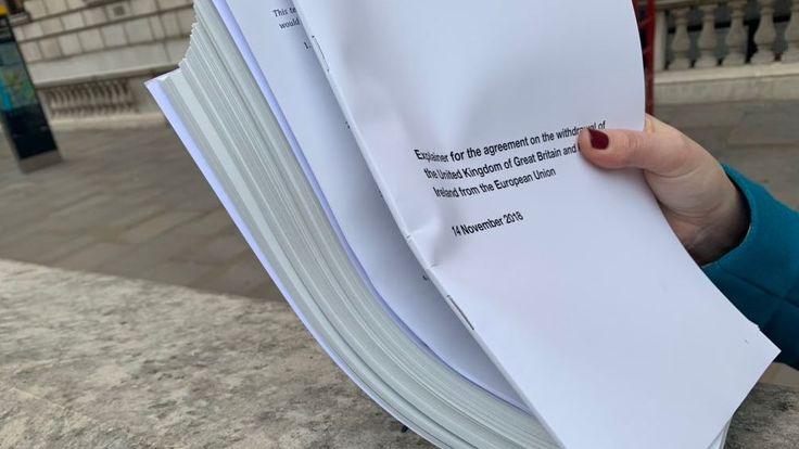 Theresa May's draft agreement is 585 pages long