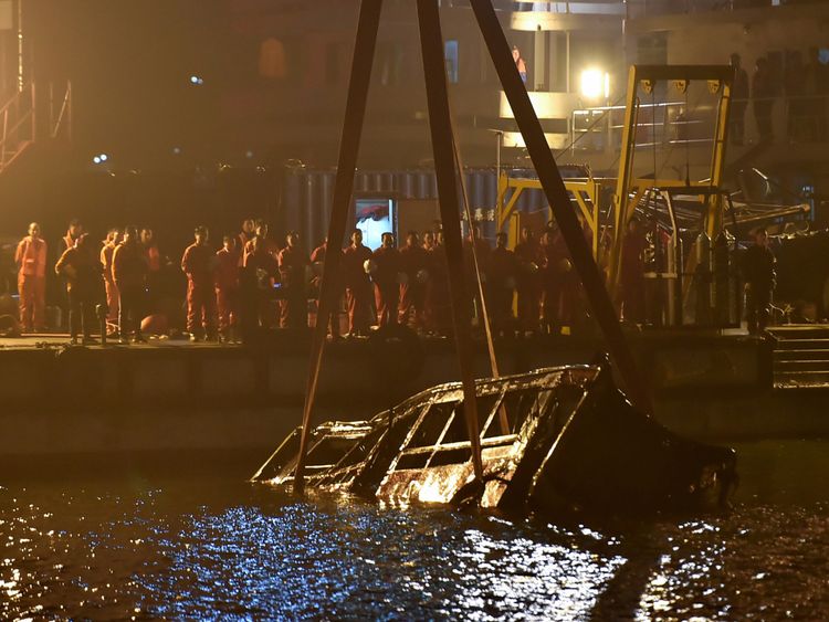 Many killed as driver, passenger quarrel onboard bus in China