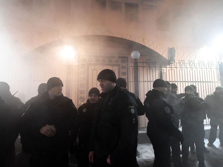 Politics at play in row between Ukraine and Russia Politics at play in row between Ukraine and Russia