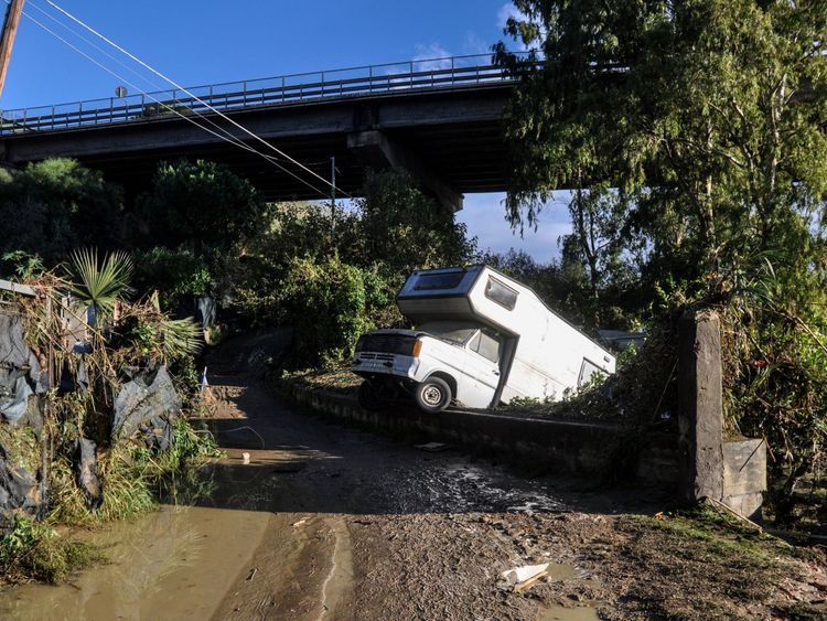 At least nine people killed in Sicily floods after storms batter Italy