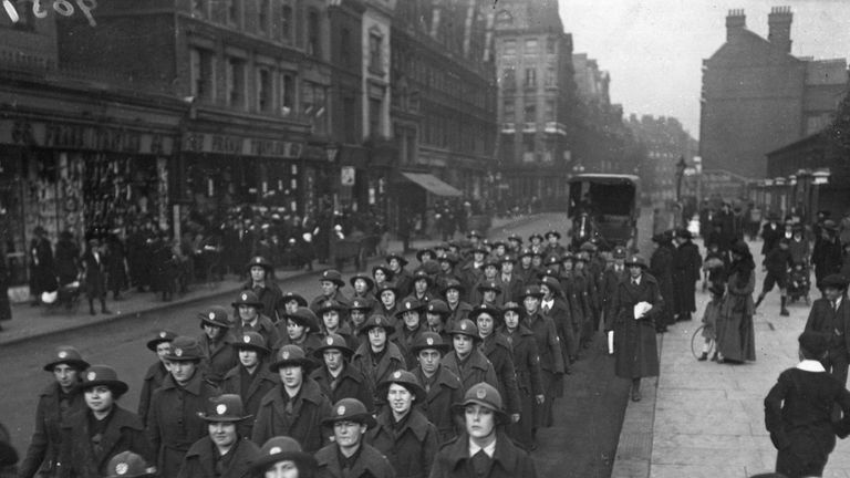 The Women&#39;s Army Auxiliary Corps (WAAC) often held recruitment marches
