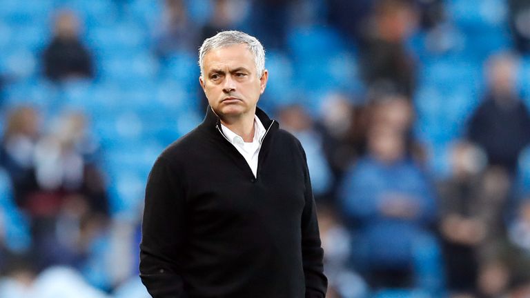 1:03
Manchester United manager Jose Mourinho blamed having three away games in eight days for his side's 3-1