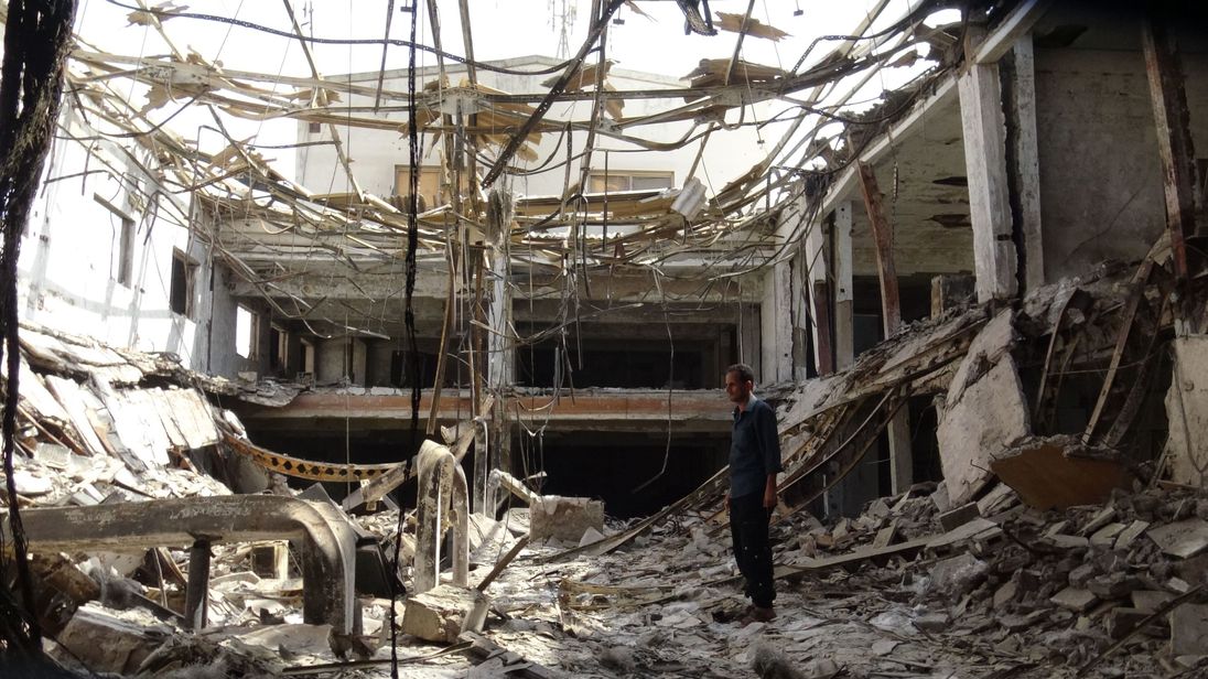 Yemen clashes: Ceasefire 'broken in minutes' in Hodeida