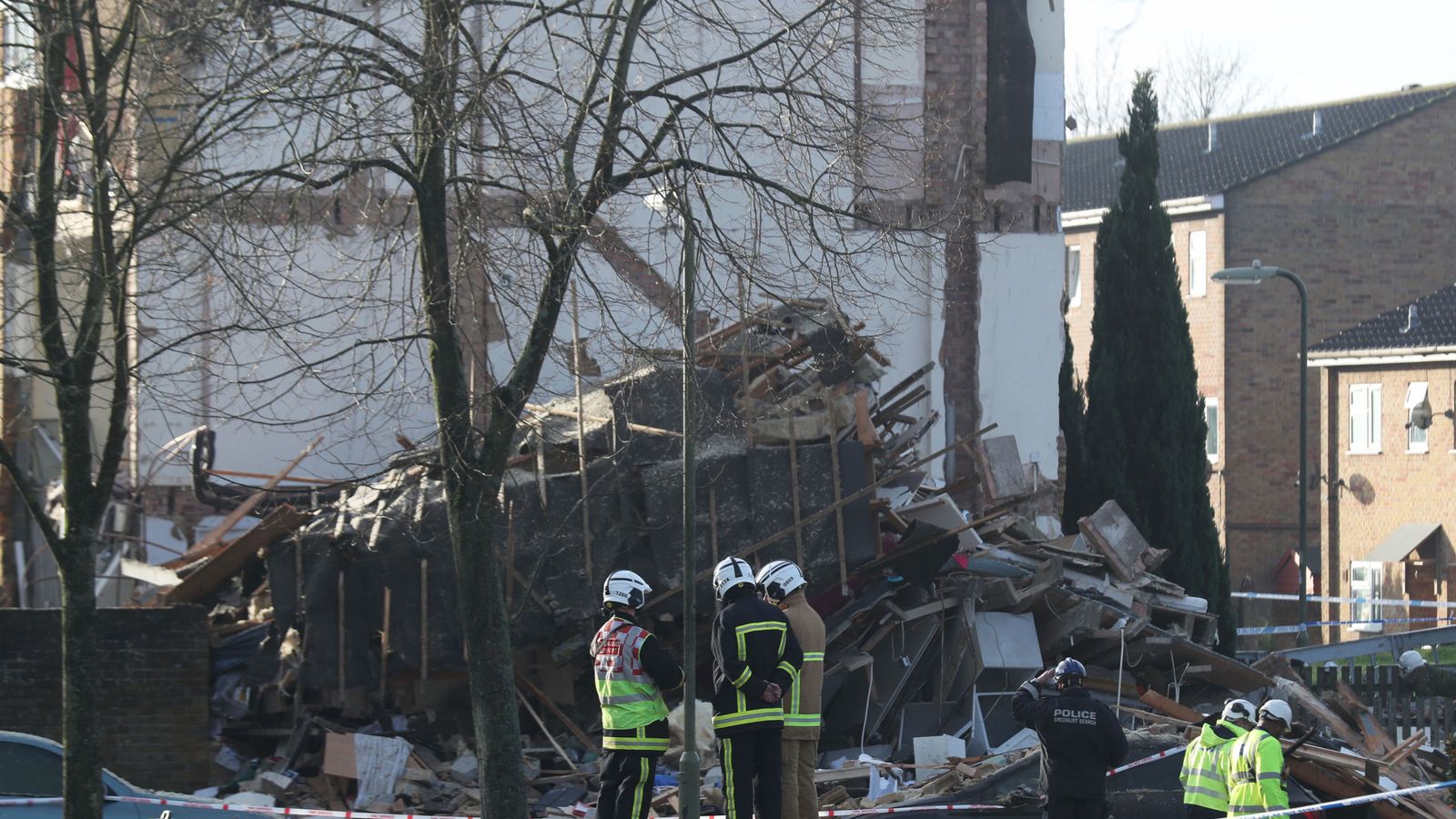 Andover explosion Man's body found after house collapses