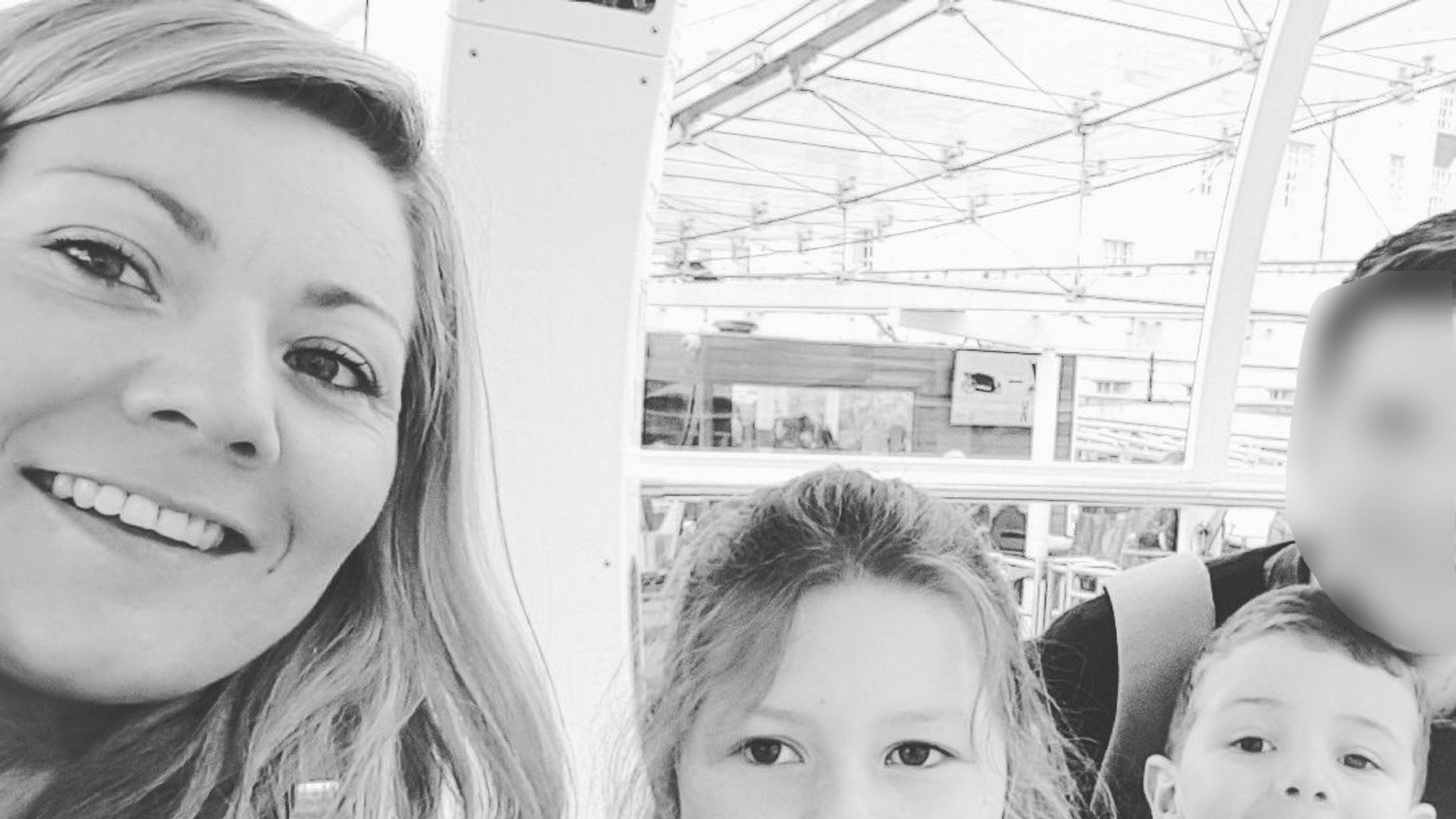 Mother and two children killed in house fire in Nottinghamshire | UK ...