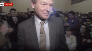 Paddy Ashdown shakes hands at a 1992 campaign rally