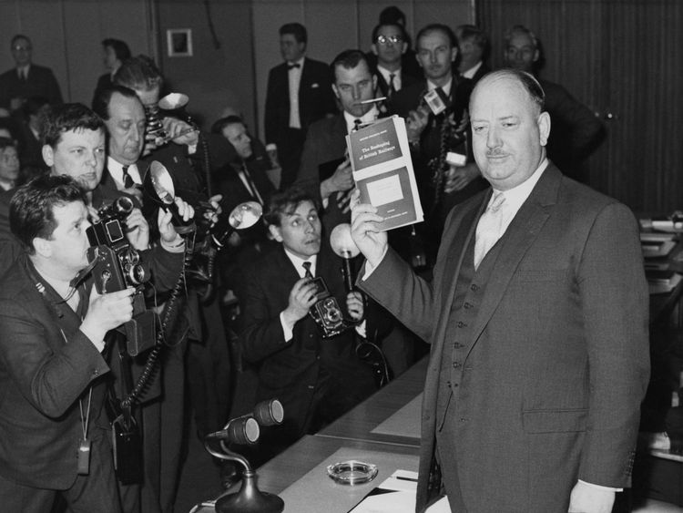 skynews-richard-beeching-trains_4529846.jpg
