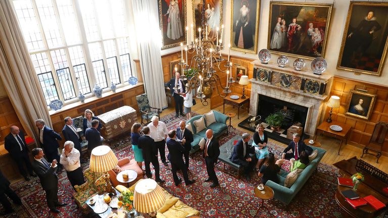 Prime Minister Theresa May commences a meeting with her Cabinet at Chequers to discuss Brexit.