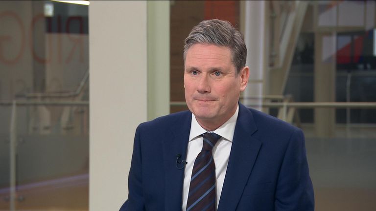 Sir Keir Starmer says Labour will start contempt proceedings against the government if the PM fails to publish the full legal advice for Brexit.