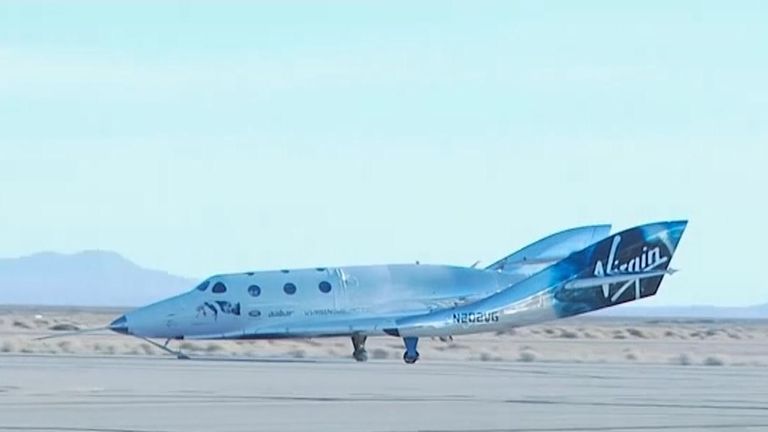 Virgin Galactic reaches &#39;the edge of space&#39; with commercial test flight