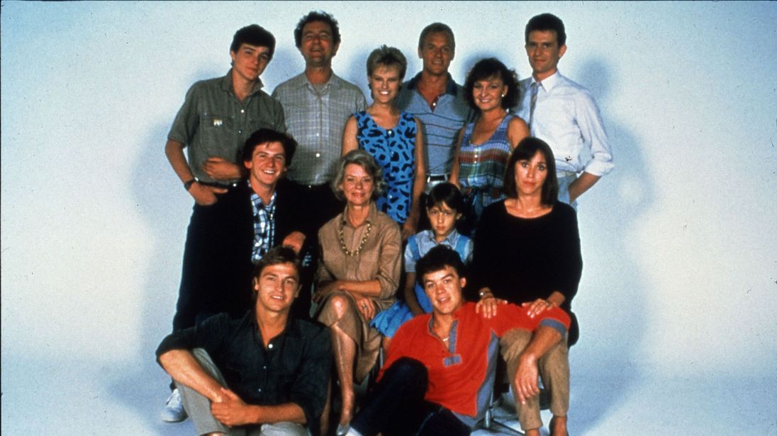 Darius Perkins, Neighbours' original Scott Robinson, dies at 54