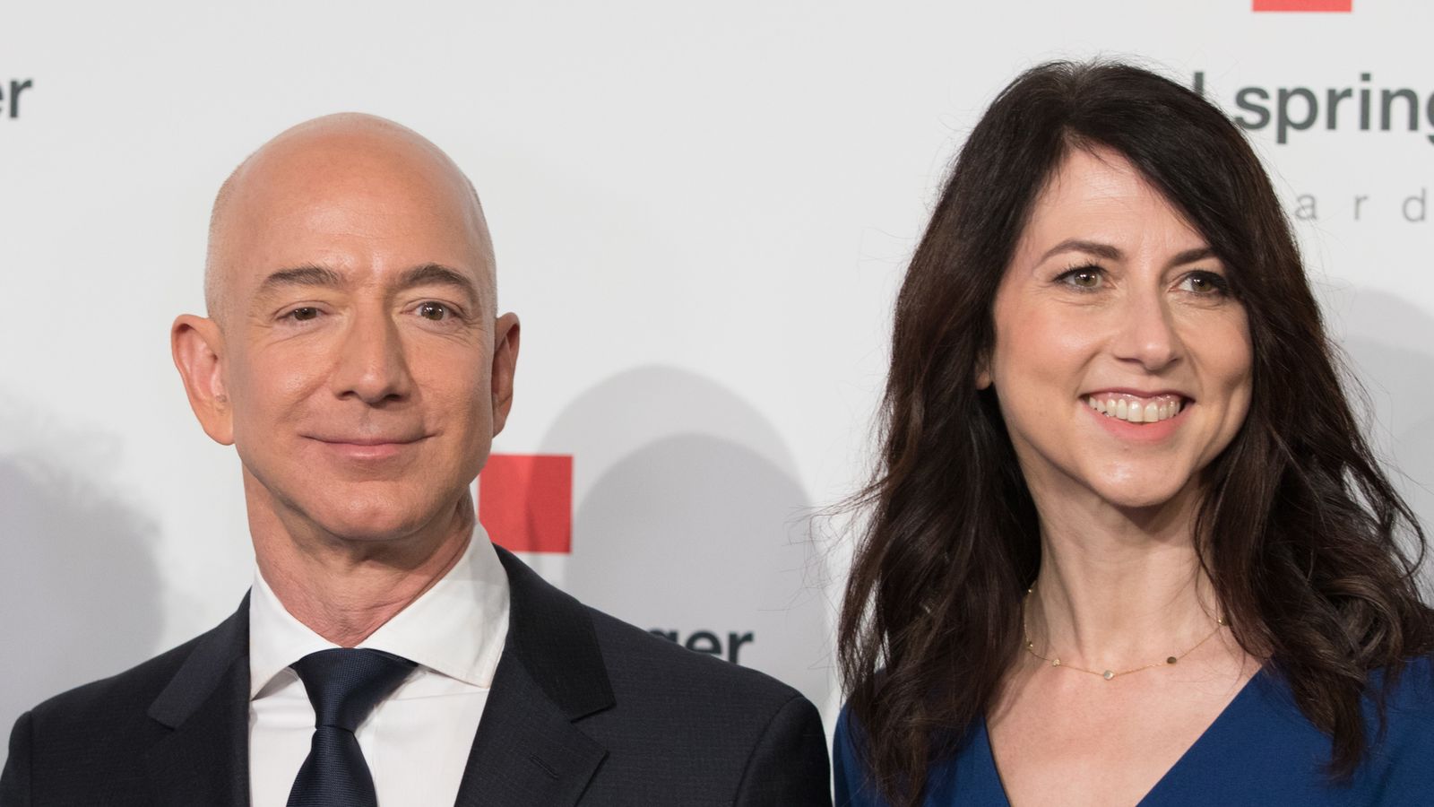 Amazon Founder Jeff Bezos And Wife To Divorce After 25 Years Of Marriage Business News Sky News 1967